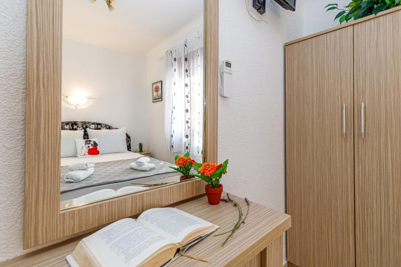Genoa Rooms Poreč Habitación foto